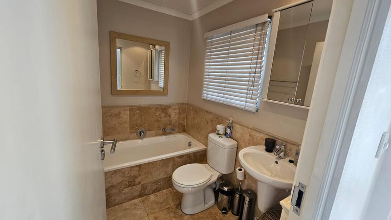 2 Bedroom Property for Sale in Santos Bay Western Cape